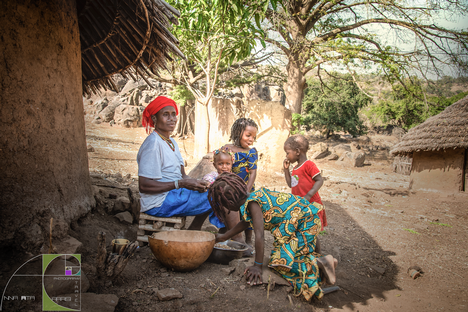 Villaggio Senegal Africa (3).png